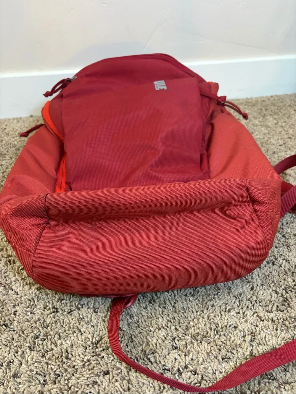 Thule EnRoute 23L Backpack Red Feather